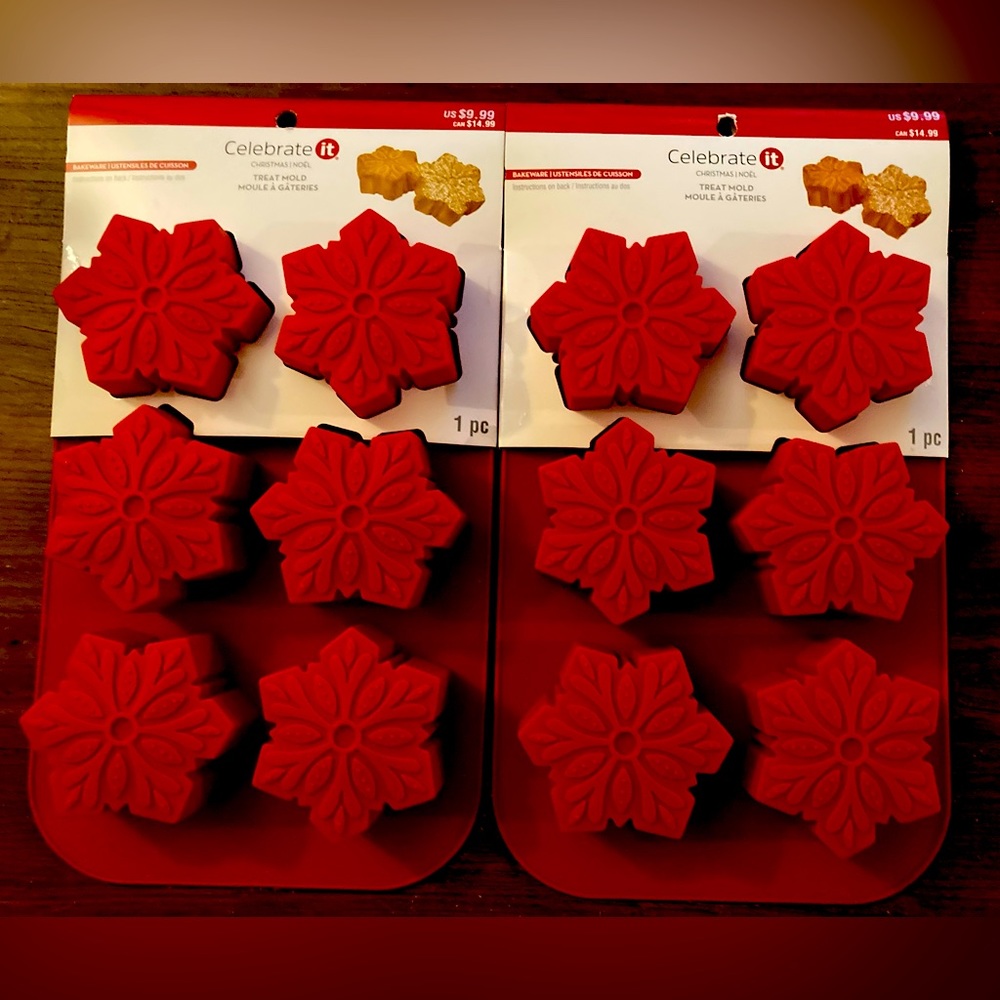 NWT silicone baking cups